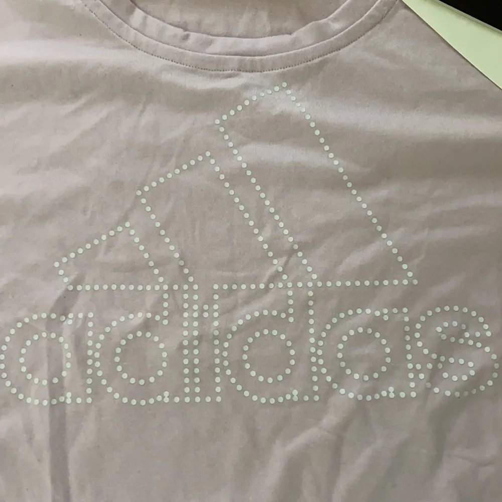 ADIDAS Light Pink Crop Top with White Dotted Logo Size Small (Like New) - Picture 4 of 8